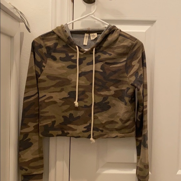 Camo cropped long sleeve tee - Picture 1 of 2